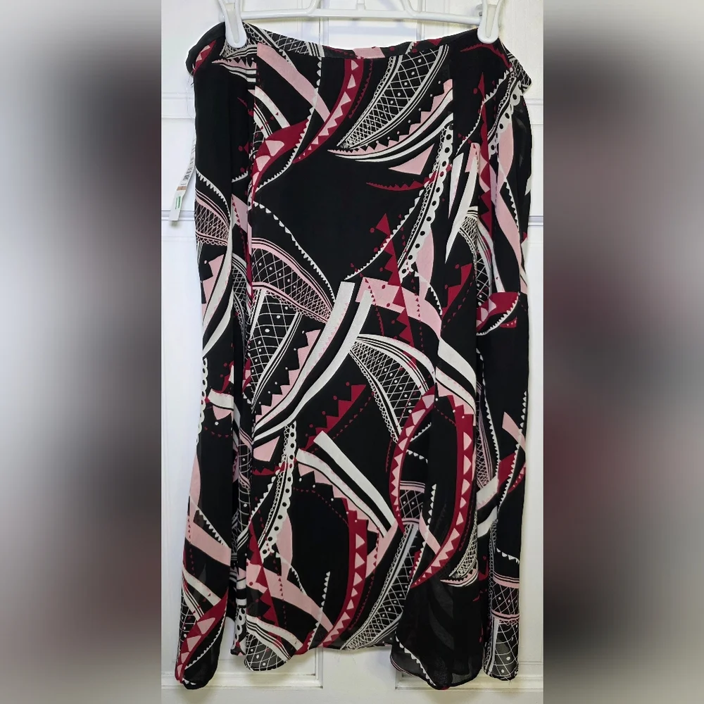 Jones Wear Fully Lined Promenade Black Comb Flowy Skirt- Womens 12 NWT